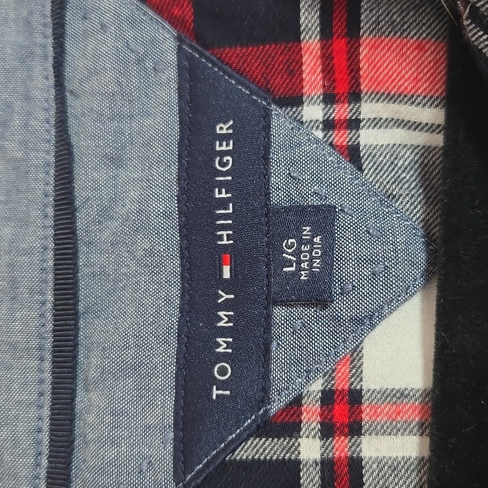 Tommy Hilfiger Women’s Large Red Navy Plaid Button Down Shirt Roll Tab Sleeves - Picture 4 of 10